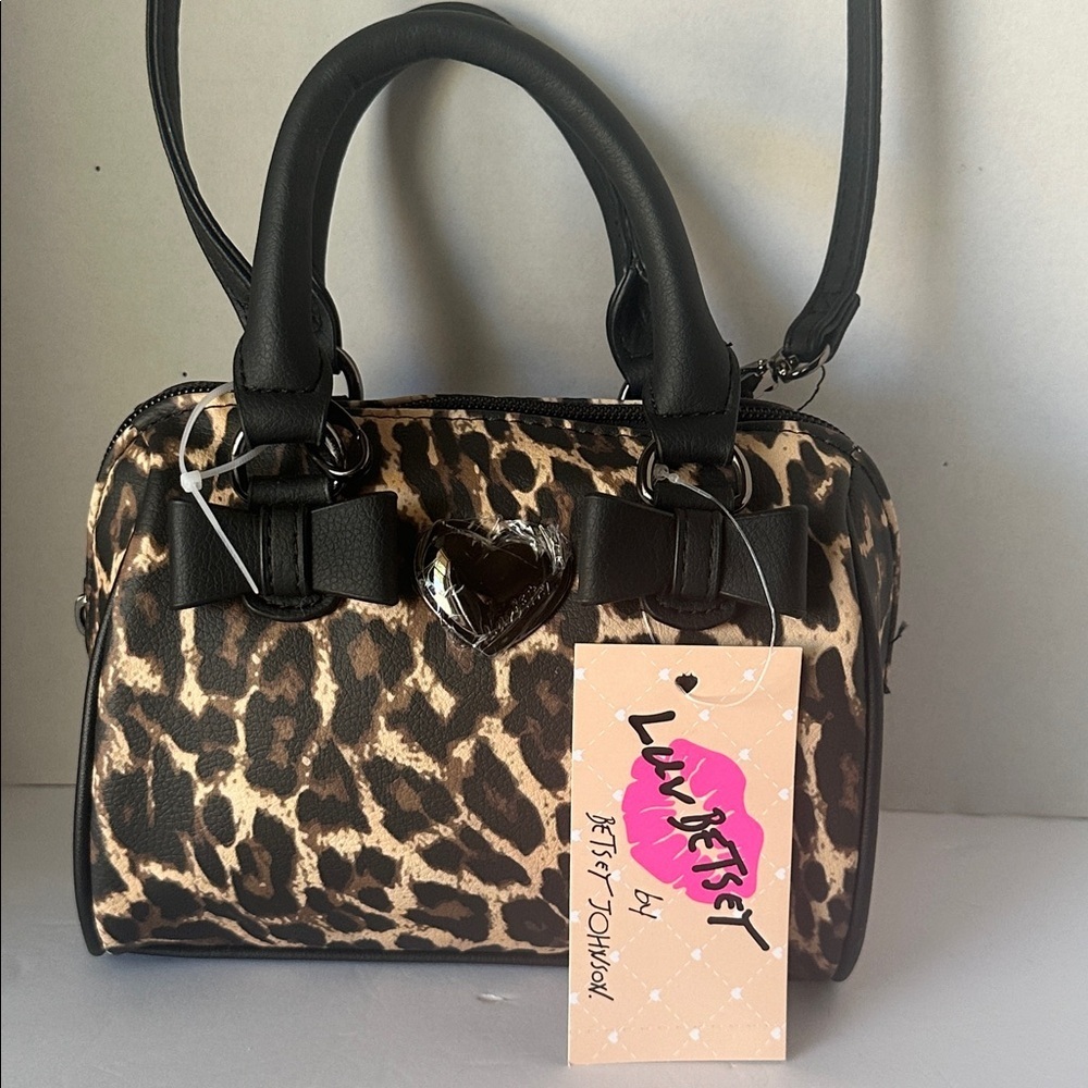 NWTRare Luv Betsey Johnson Leopard Print Mini Barrel Bag CrossbodySatchelCheetah - Picture 15 of 16